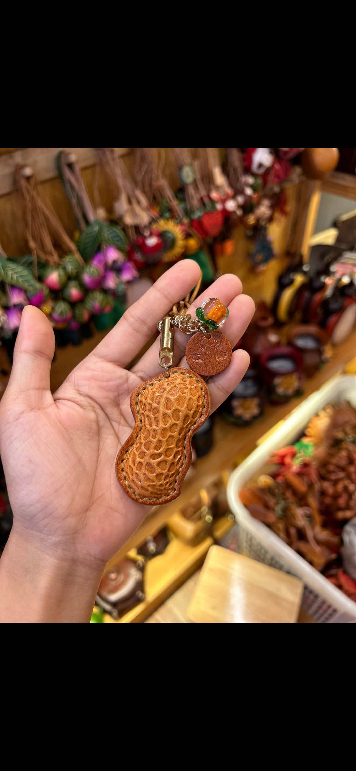 头层牛皮花生好事发生挂件牛皮包挂饰车钥匙扣手账书签